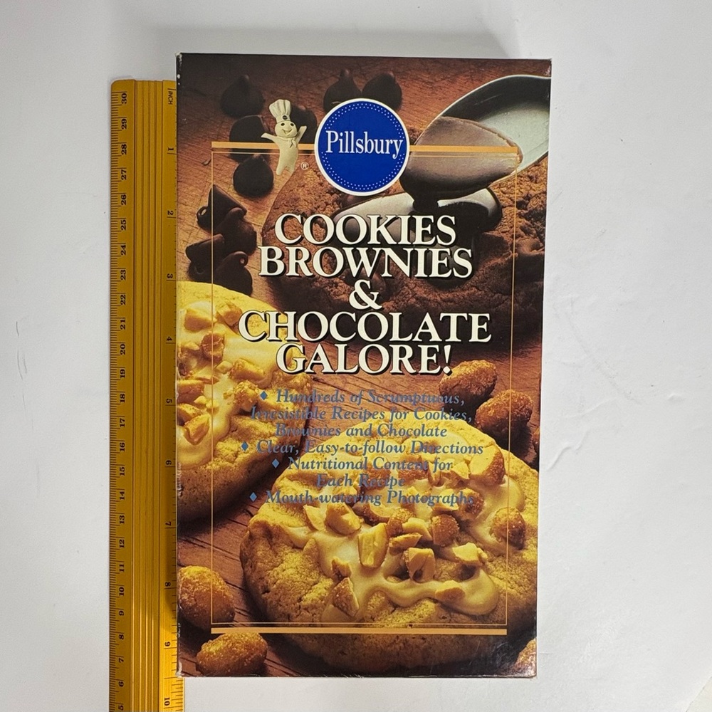 Pillsbury Cookies Brownies & Chocolate Galore!Cookbooks (3) with Brown Cover